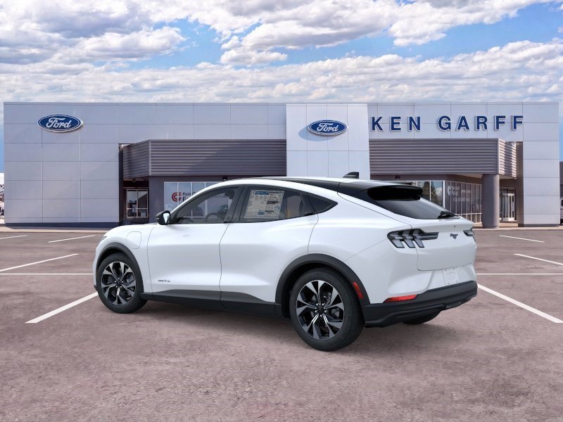 New 2026 Star White Metallic Tri-coat Ford Select image 4
