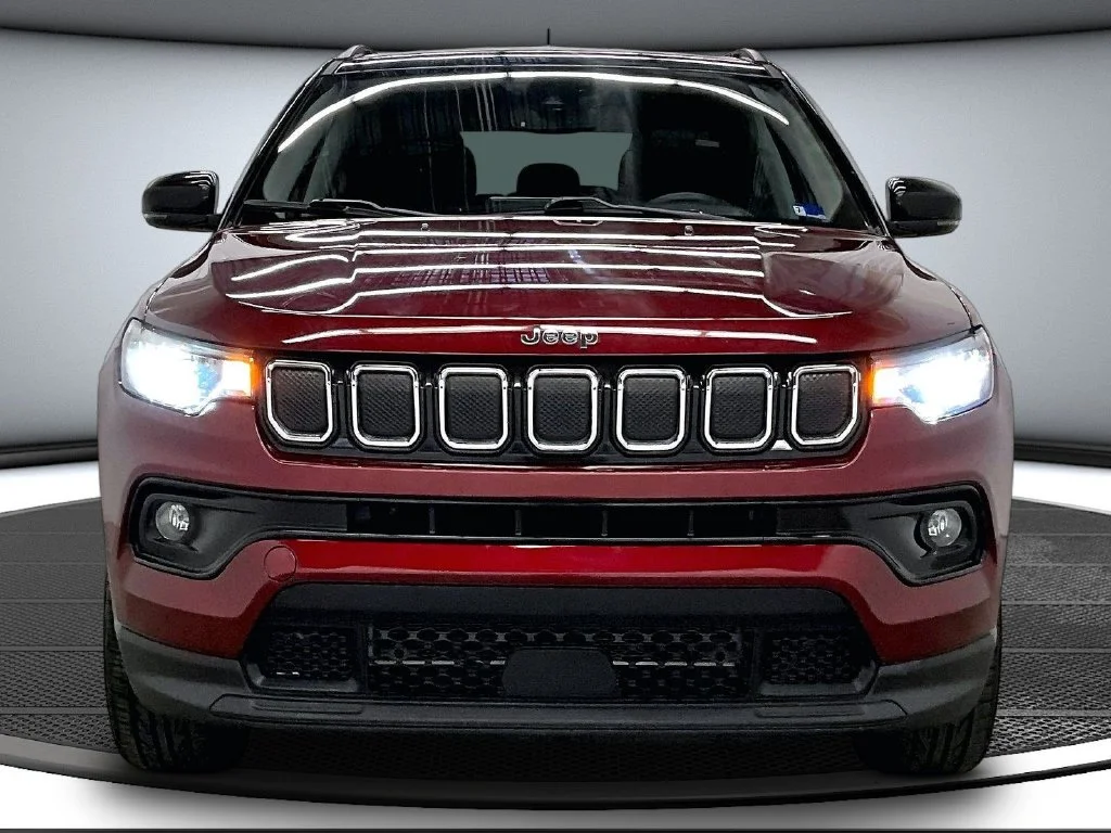 Used 2022 Red Jeep Limited image 2