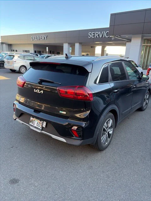 Certified Used 2022 Black Kia LXS image 5