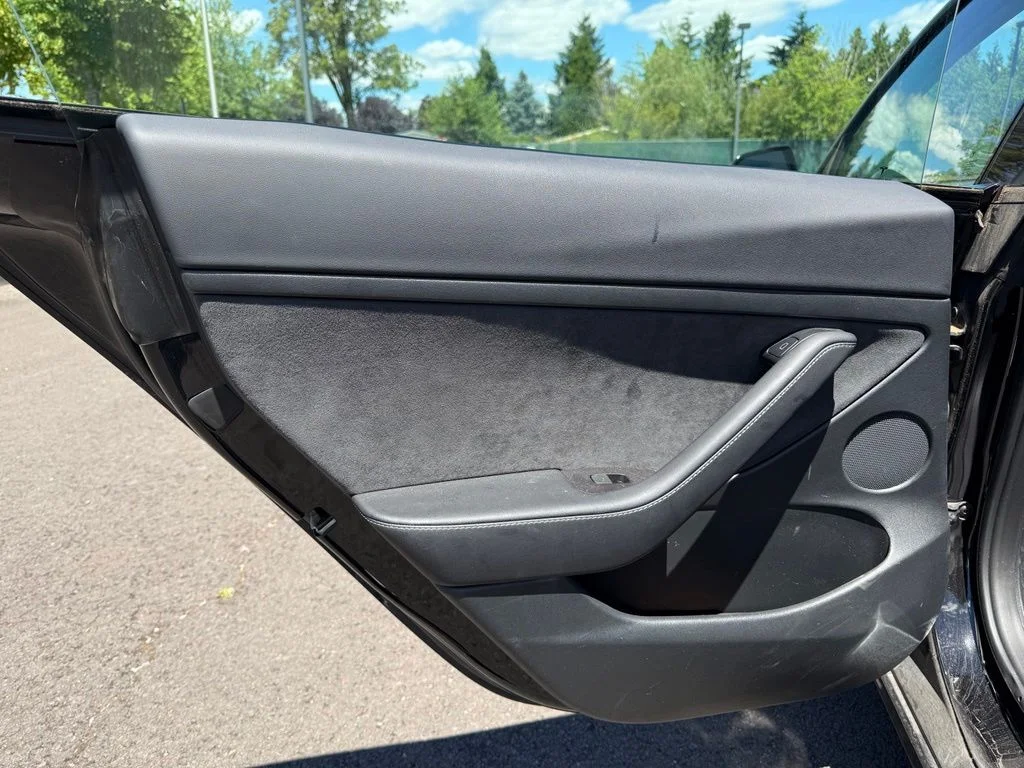 Used 2023 Solid Black Tesla Long Range image 17
