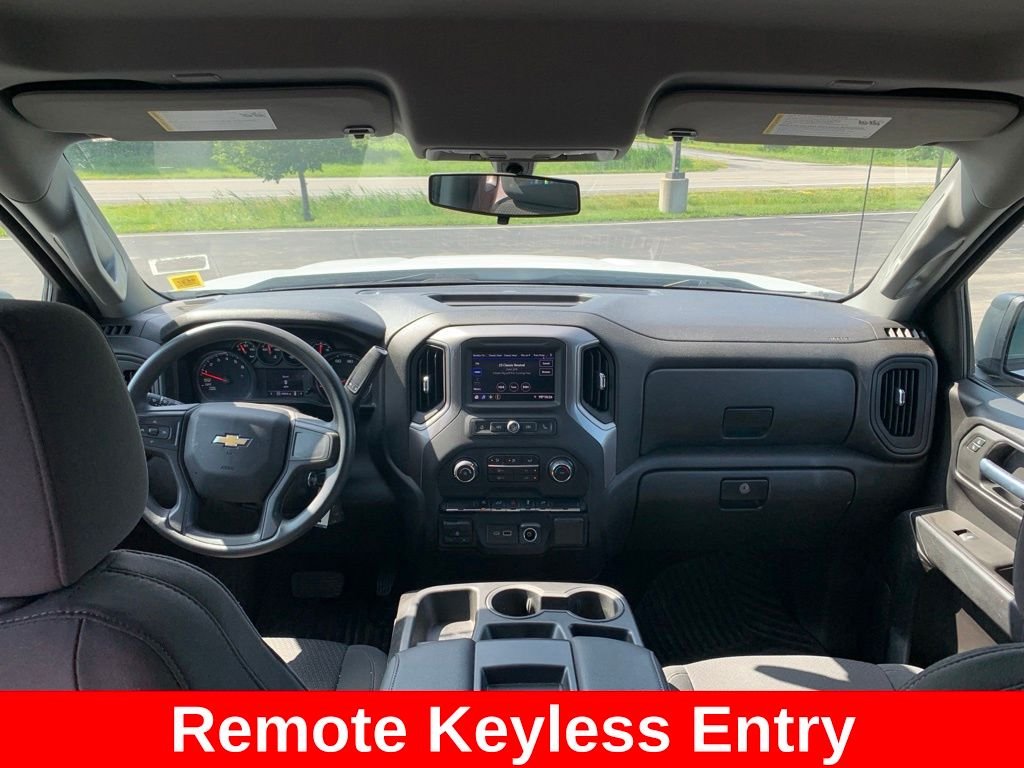 Used 2021 White Chevrolet Custom image 14
