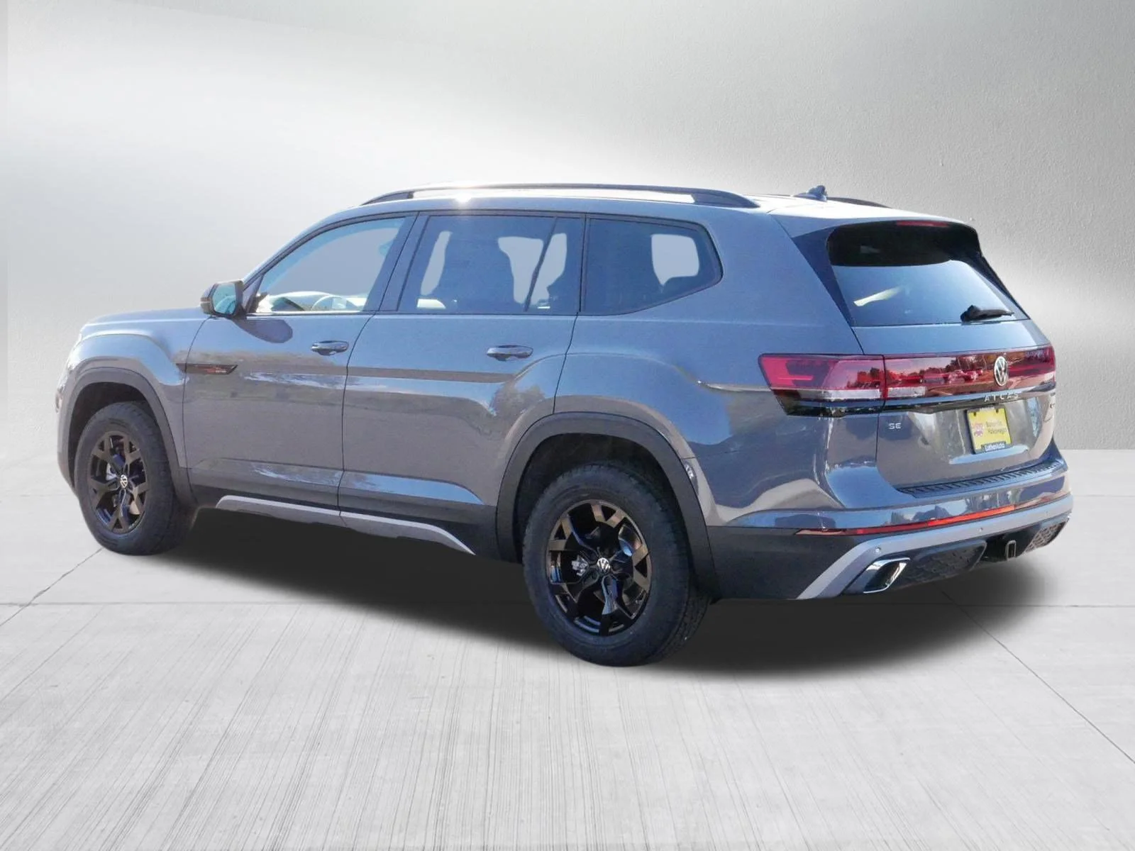 New 2026 Pure Gray Volkswagen 2.0T Peak Edition image 3