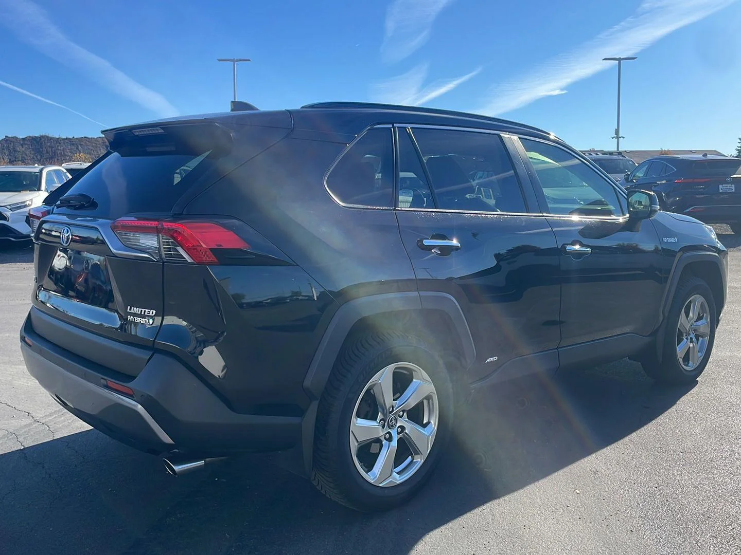 Used 2019 Midnight Black Metallic Toyota Limited image 9
