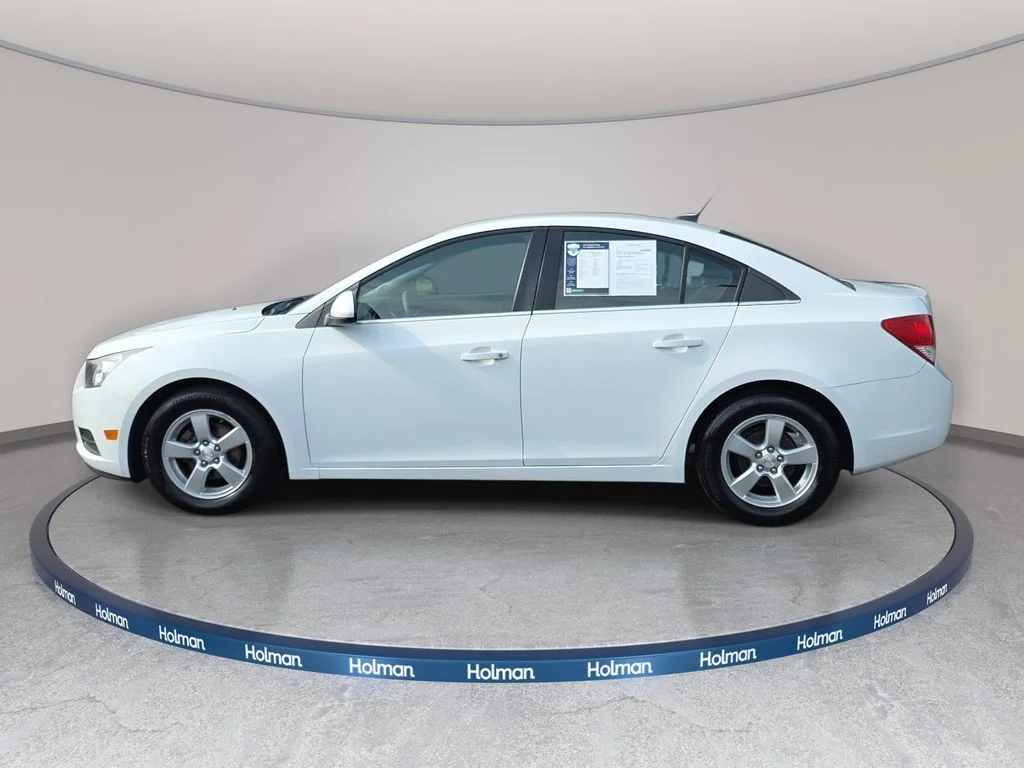 Used 2014 Summit White Chevrolet 1LT image 9