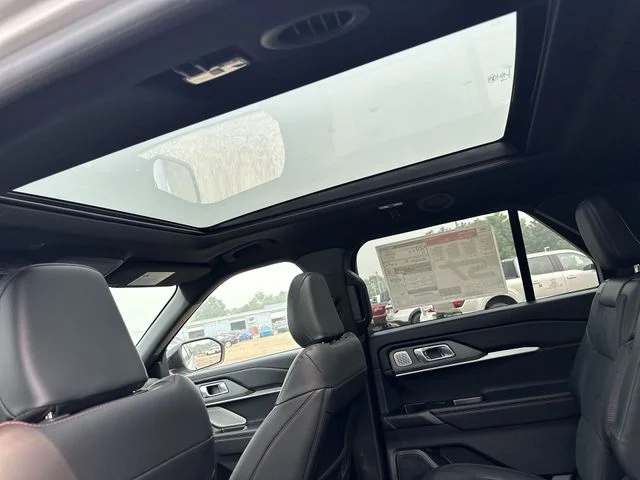 New 2026 Space White Metallic Ford ST image 18