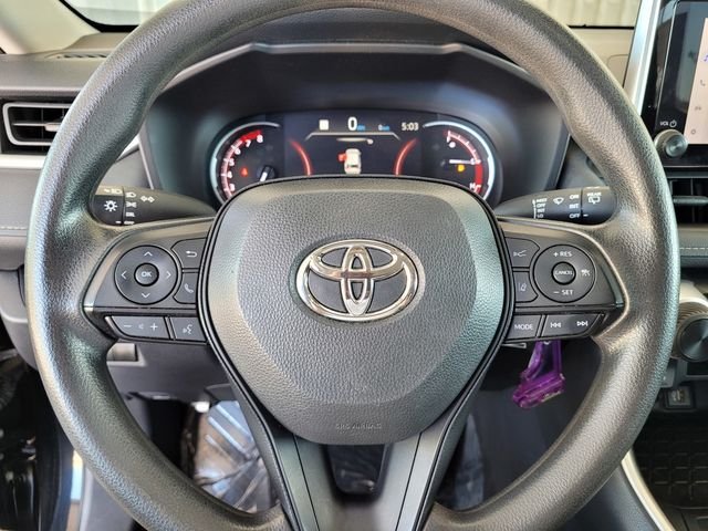 2024 Toyota RAV4 LE - Photo 23
