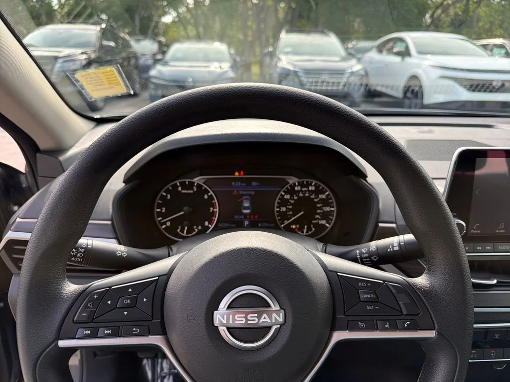 2024 Nissan Altima SV - Photo 20