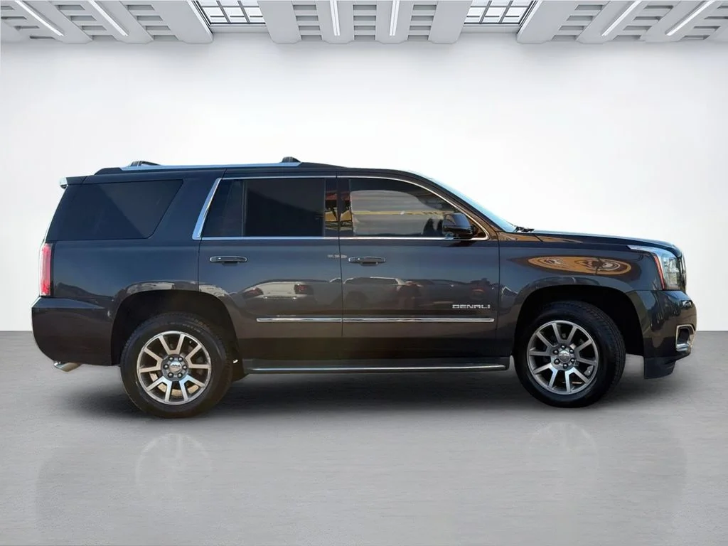 Used 2017 Iridium Metallic GMC Denali image 4