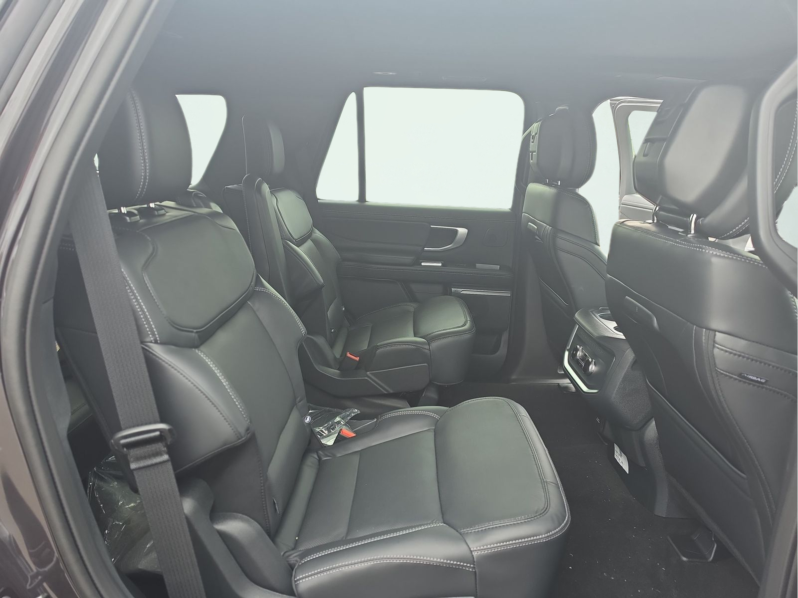 New 2026 Dark Matter Gray Metallic Ford Platinum® image 16