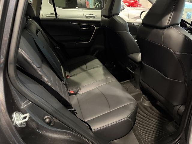 Certified Used 2024 MAGNETIC GRAY MET. Toyota  image 41