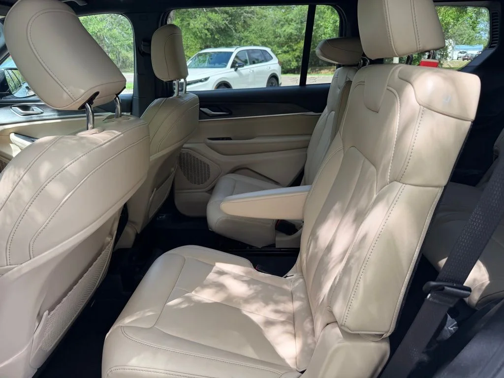 2025 Jeep Grand Cherokee L Limited - Photo 12