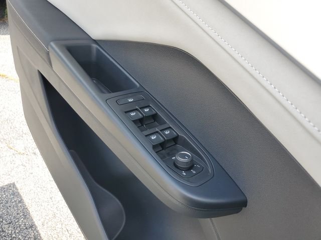 New 2026 White Volkswagen 1.5T SE image 36