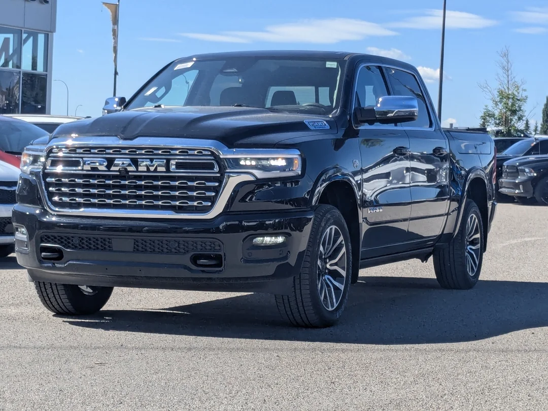 New 2026 Black RAM Limited Longhorn - - 4x4 - 5.7L HEMI V8 eTorque - Premium Leather - Pano Sunroof & More! image 4