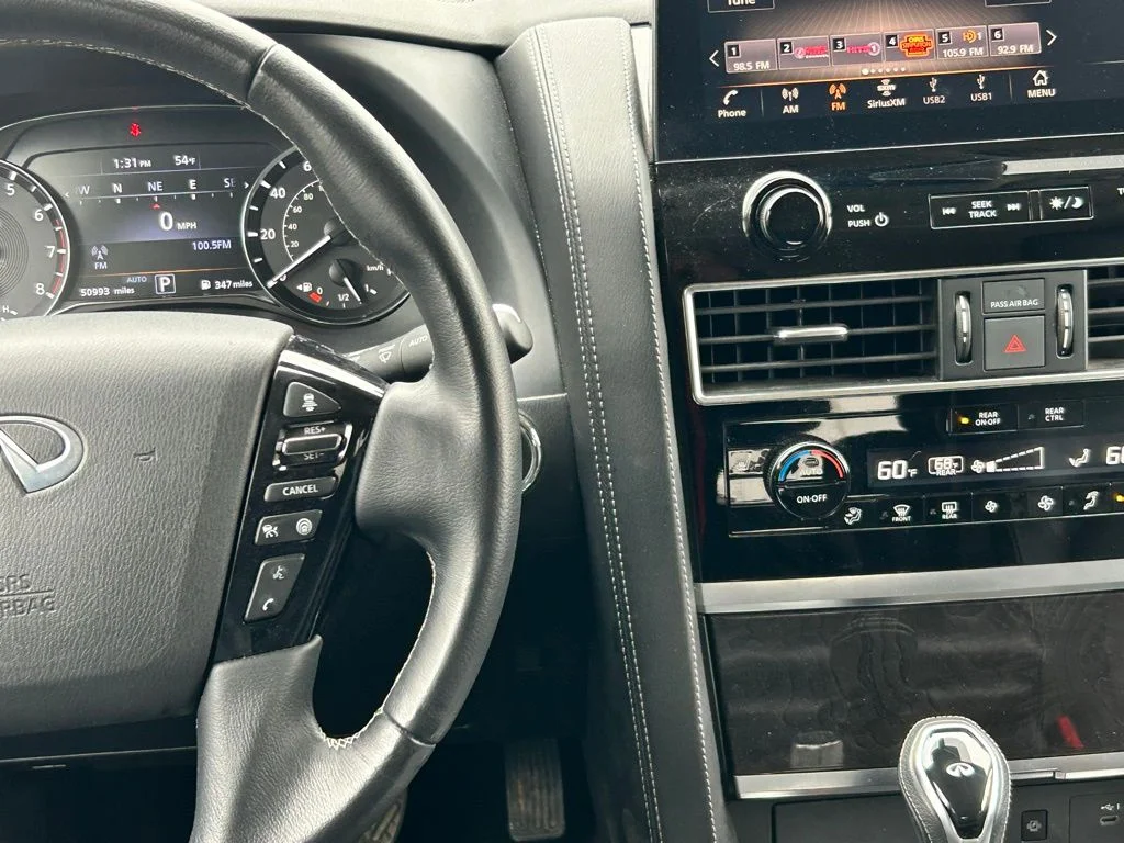 Used 2024 Gray INFINITI LUXE image 14