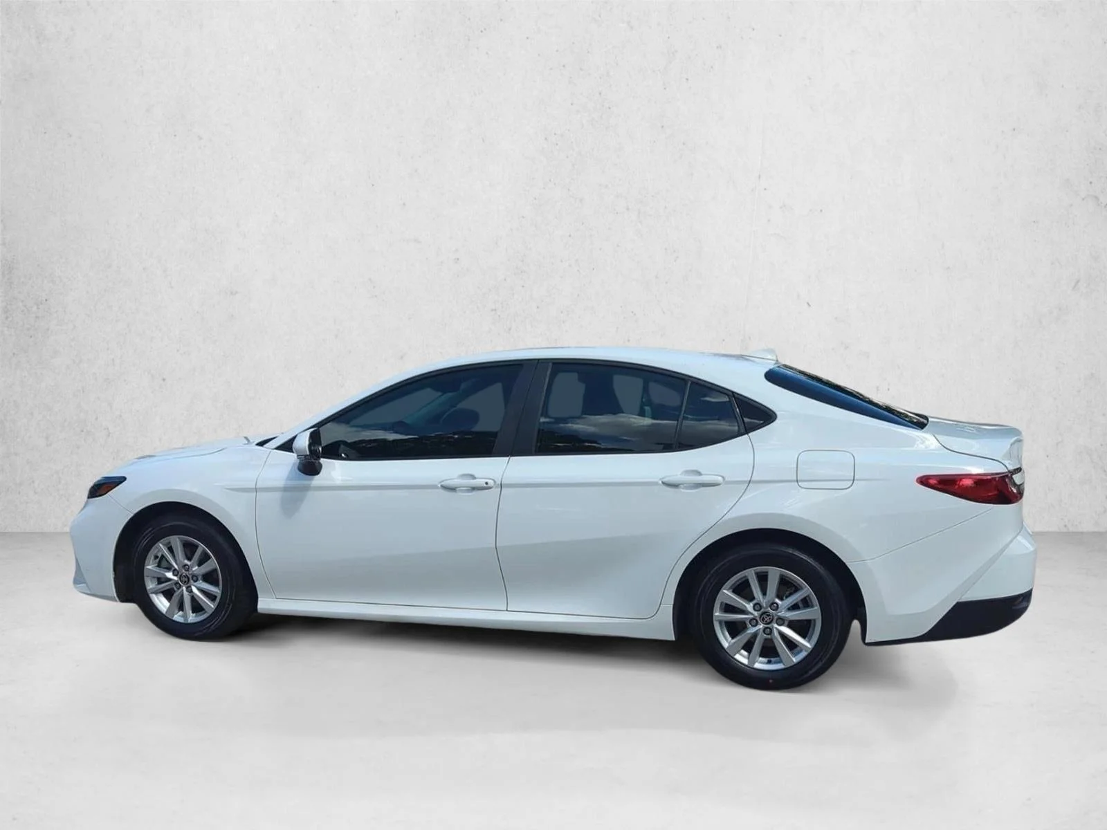 Used 2025 White Toyota LE image 8