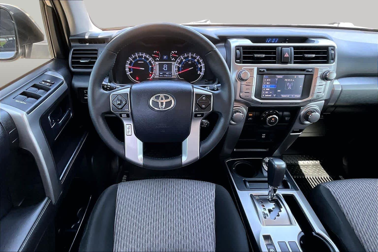 Used 2019 Classic Silver Metallic Toyota SR5 image 6