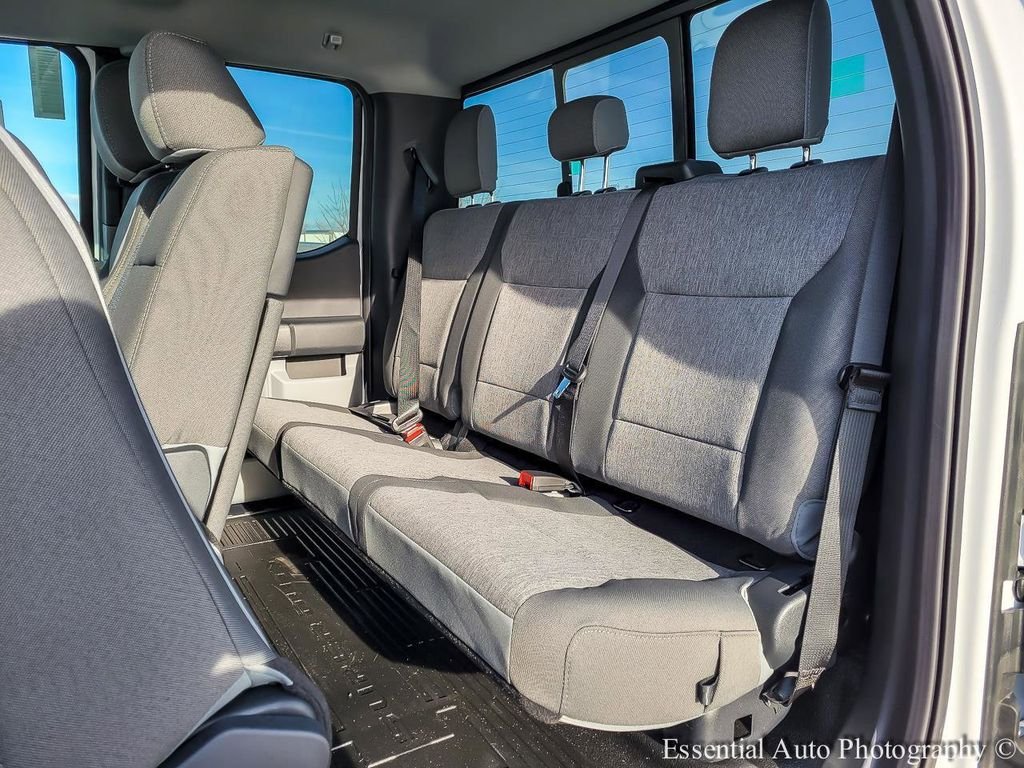 2024 Ford F-550 Super Duty Chassis Cab XL - Photo 17