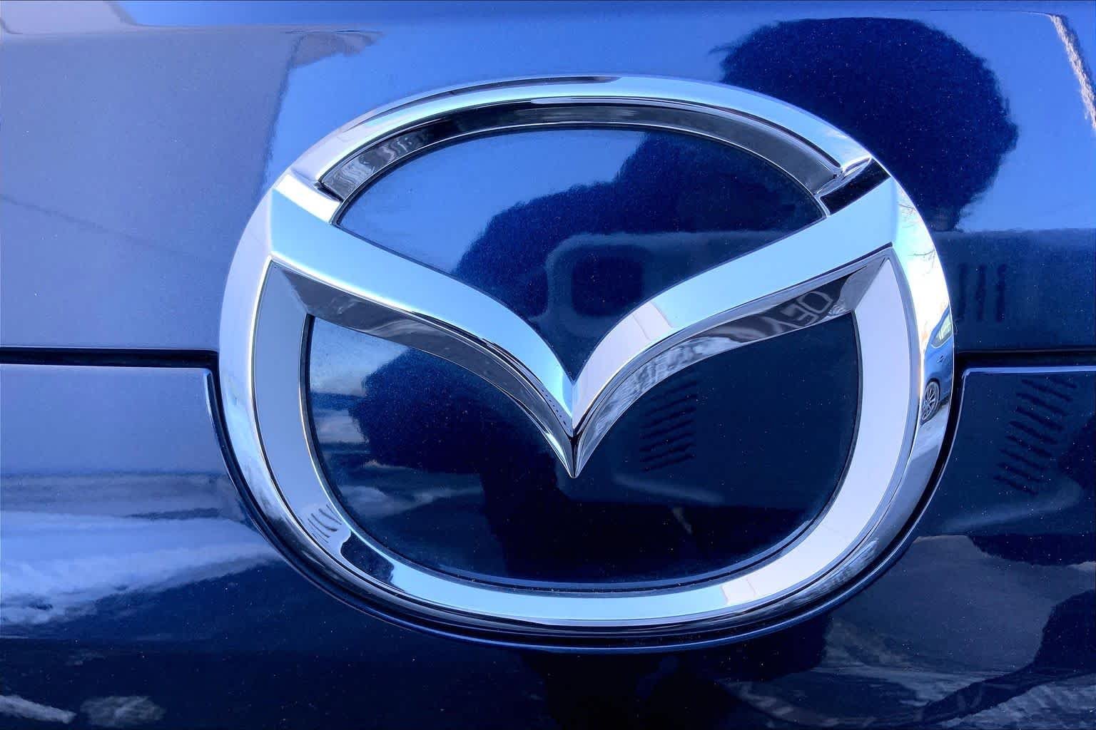Certified Used 2025 Deep Crystal Blue Mica Mazda 2.5 S Preferred Package image 33