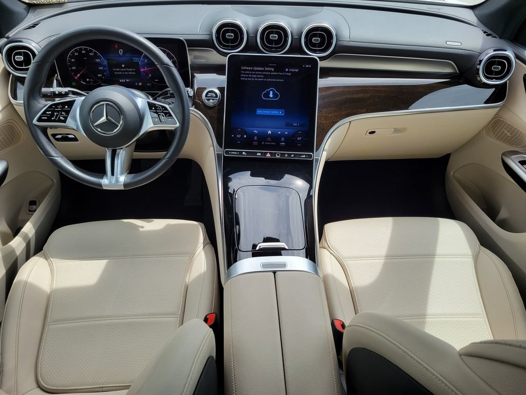 Certified Used 2023 White Mercedes-Benz GLC 300 image 15
