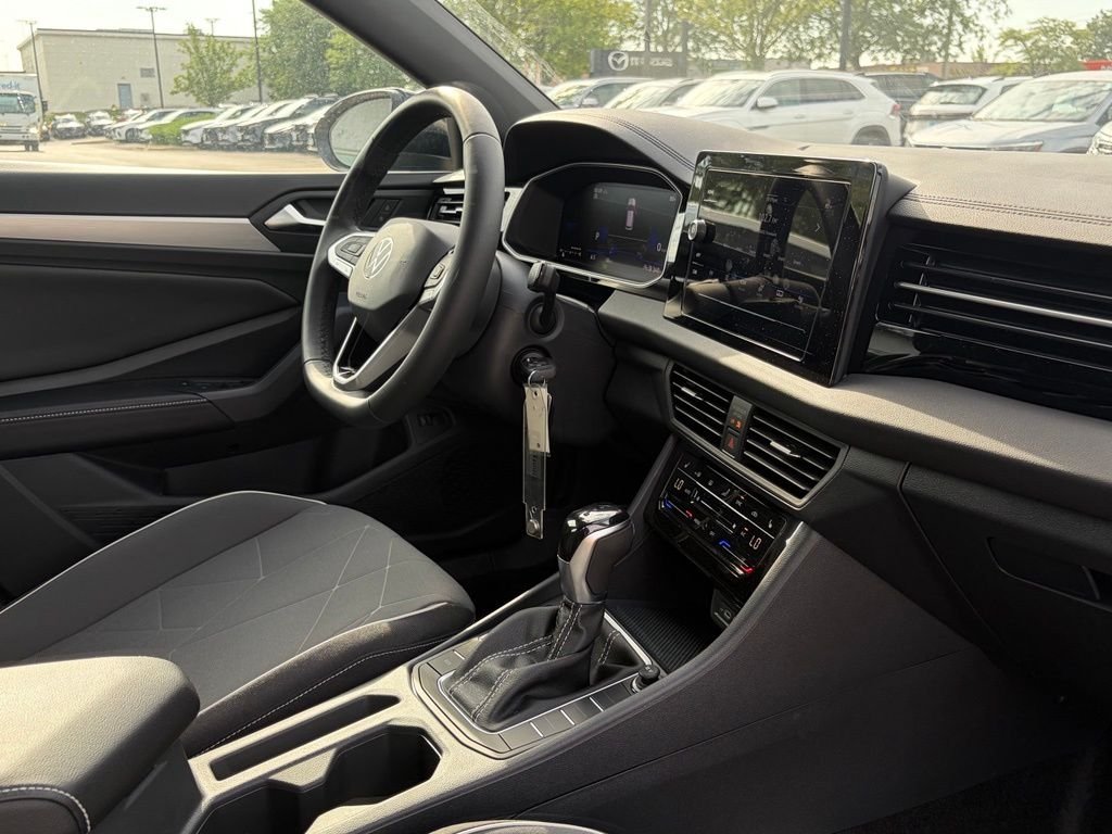 New 2026 Platinum Gray Metallic Volkswagen 1.5T Sport image 15