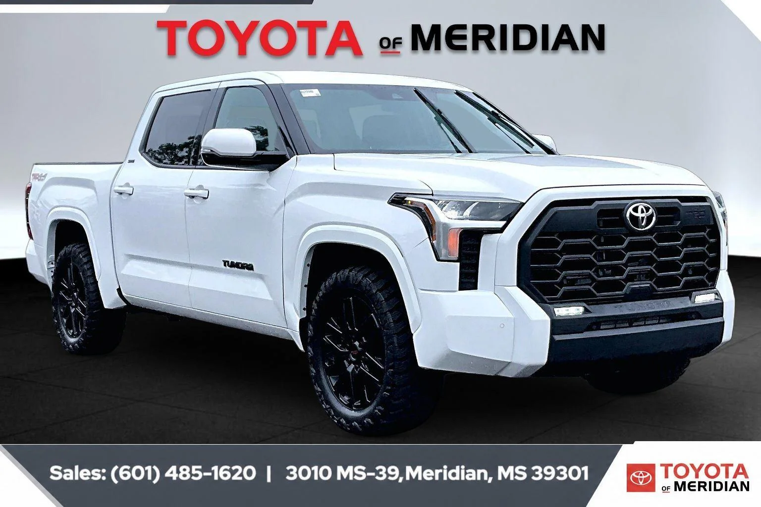 Used 2023 Ice Cap Toyota SR5 image 1