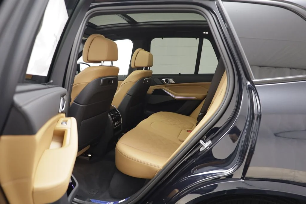 New 2026 Black BMW xDrive40i image 14