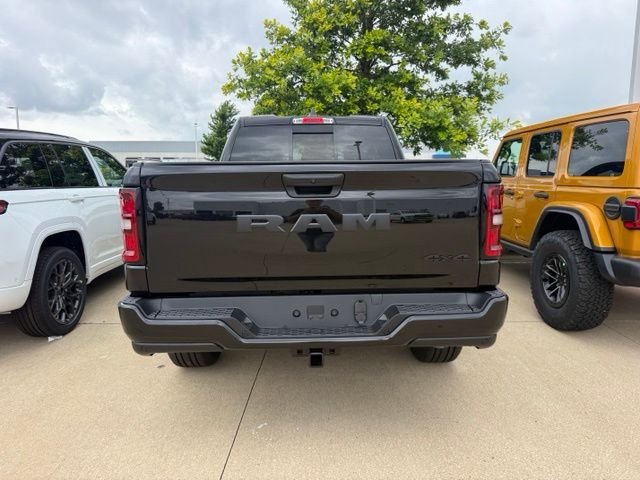 New 2026 Diamond Black Crystal Pearl-Coat Exterior Paint Ram Express image 16