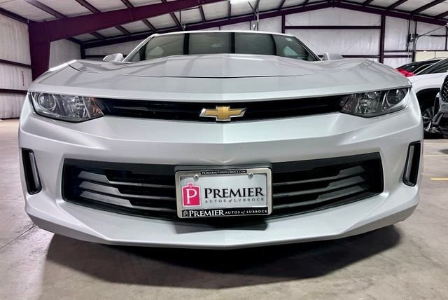 Used 2017 Silver Chevrolet 1LT image 8
