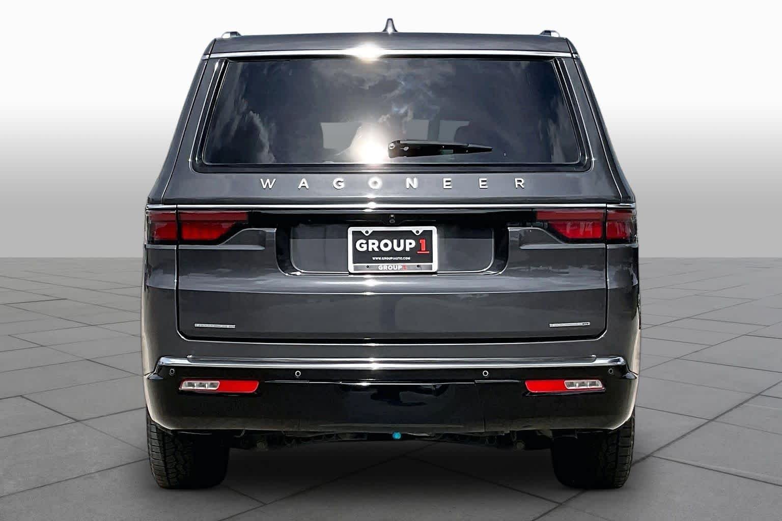 Used 2022 Baltic Gray Metallic Clearcoat Jeep Series III image 5