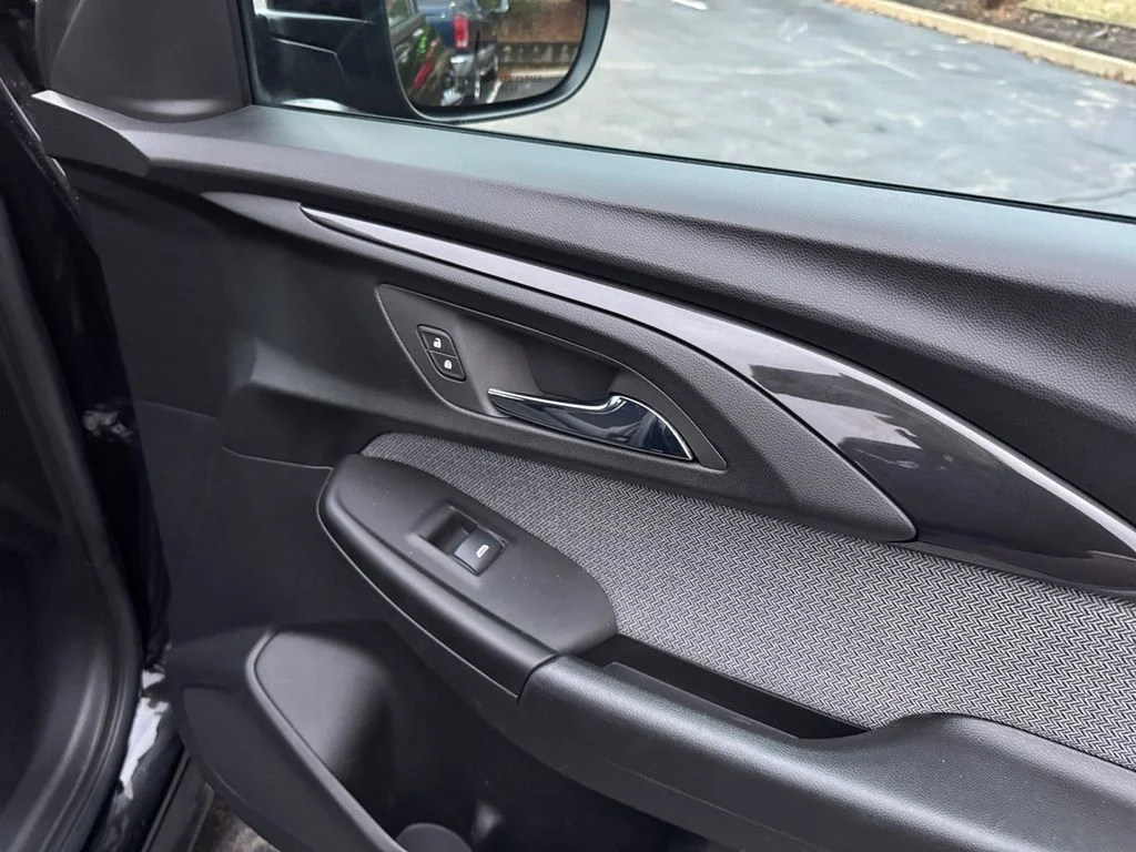 Used 2023 Mosaic Black Metallic Chevrolet LT image 22
