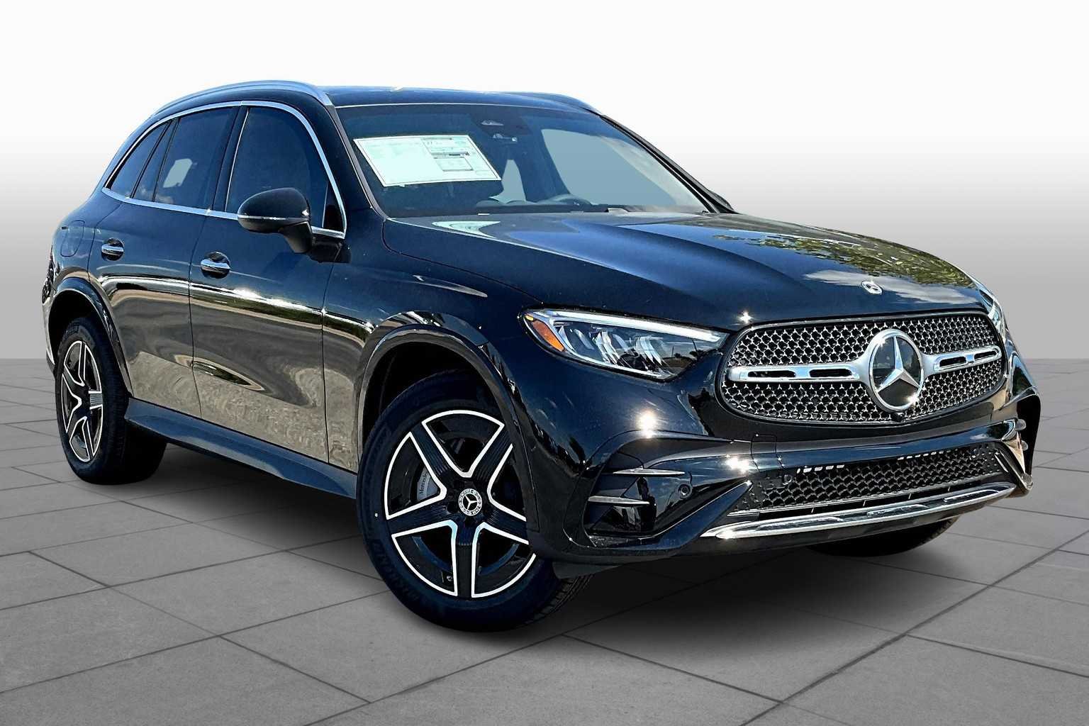 Used 2026 Black Mercedes-Benz GLC 300 image 2