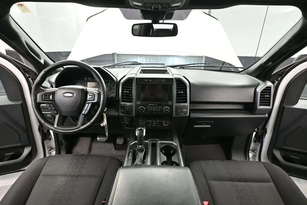 Used 2020 White Ford XLT image 27