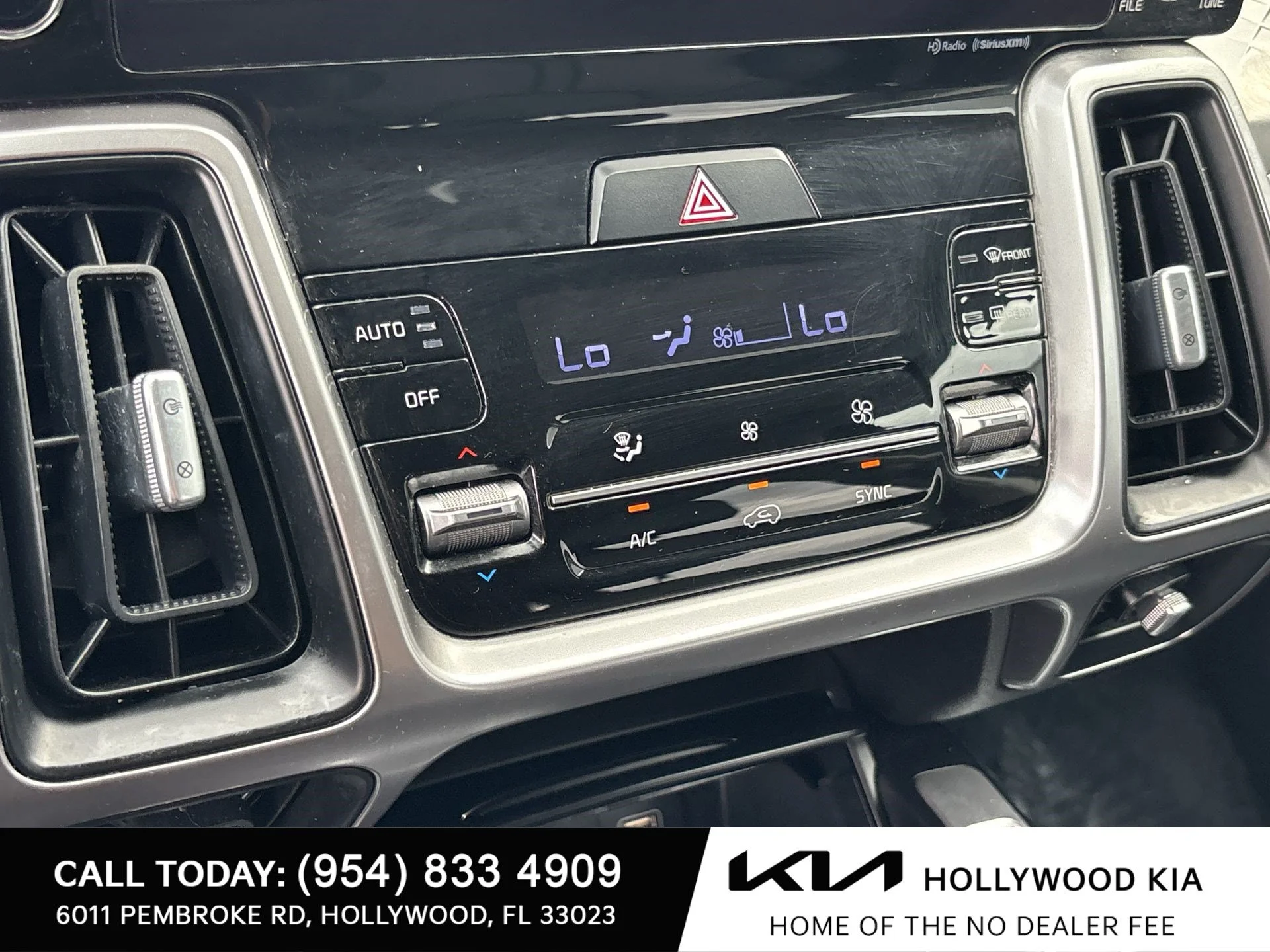 Used 2022 Everlasting Silver Kia S image 16