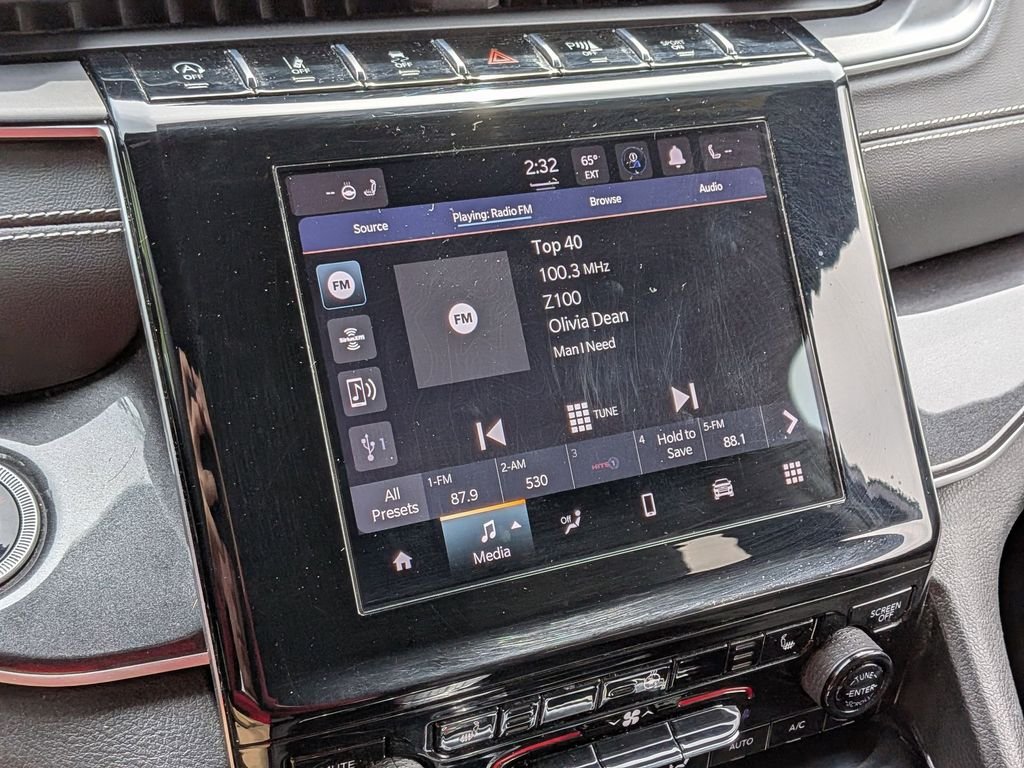 Used 2023 Black Jeep Altitude X image 18