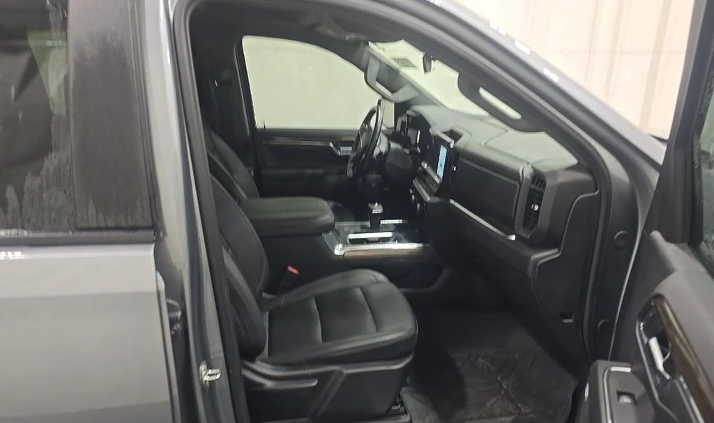 Used 2024 Gray Chevrolet RST image 8