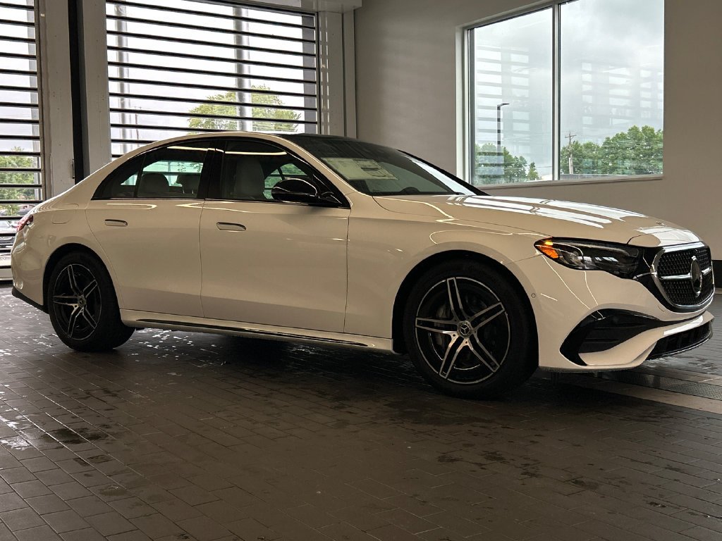 New 2027 Polar White Mercedes-Benz E 450 image 40