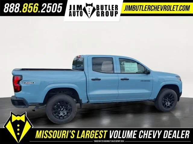 New 2026 Snowdrift Metallic Chevrolet WT image 17