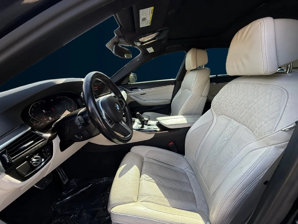 Used 2023 Black BMW 530i image 10