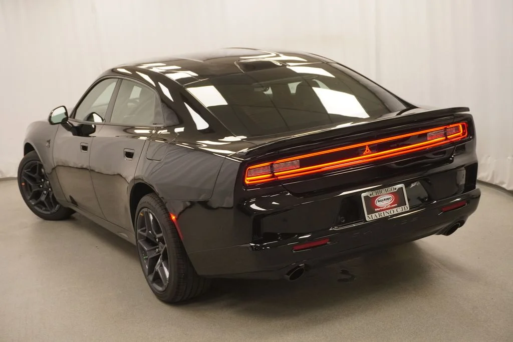 New 2026 Diamond Black Crystal Pearlcoat Dodge Scat Pack image 11