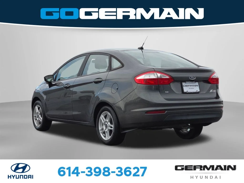 Used 2019 Gray Ford SE image 10