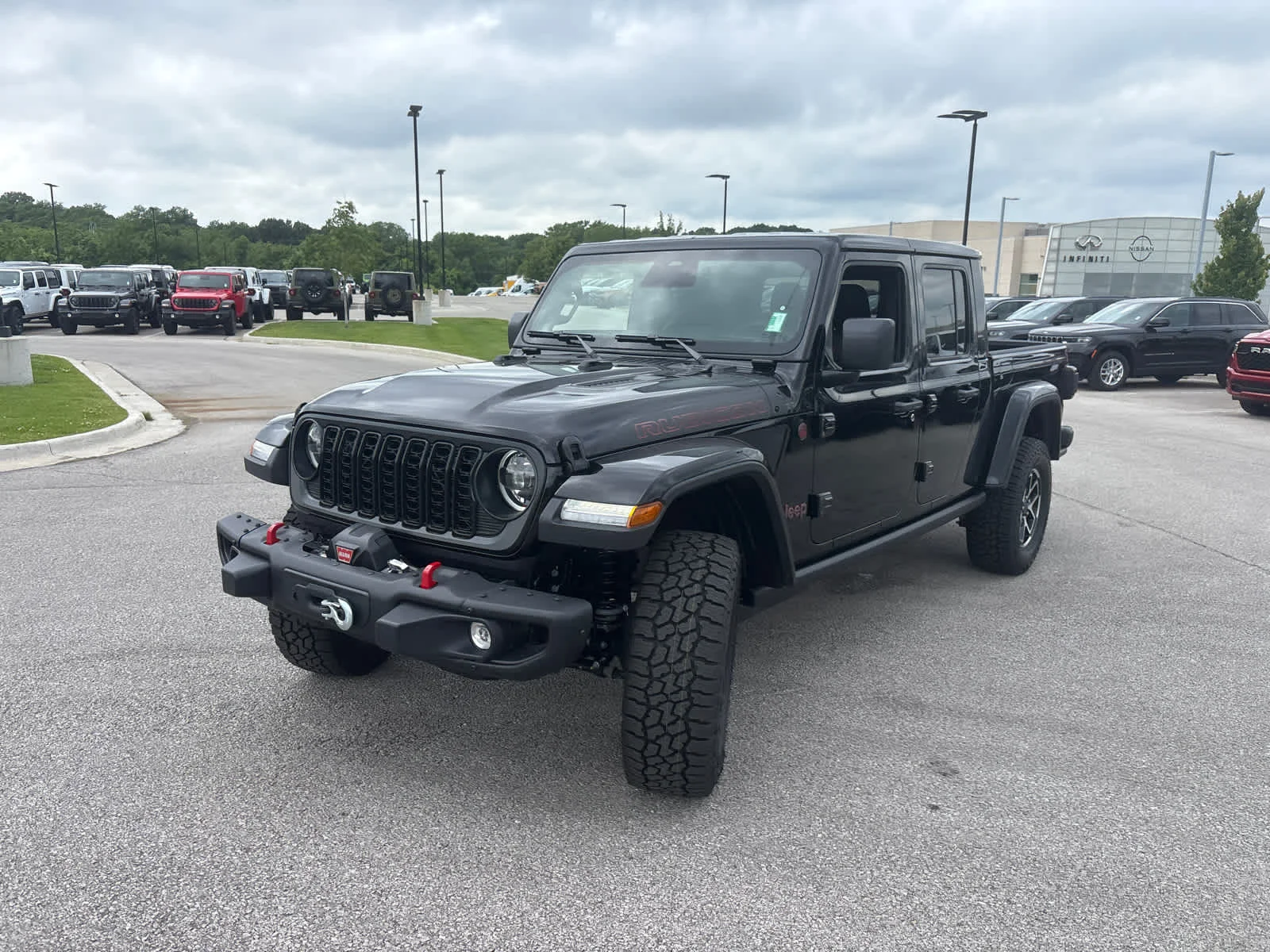 New 2026 Black Clear-Coat Exterior Paint Jeep Shadow Ops image 4