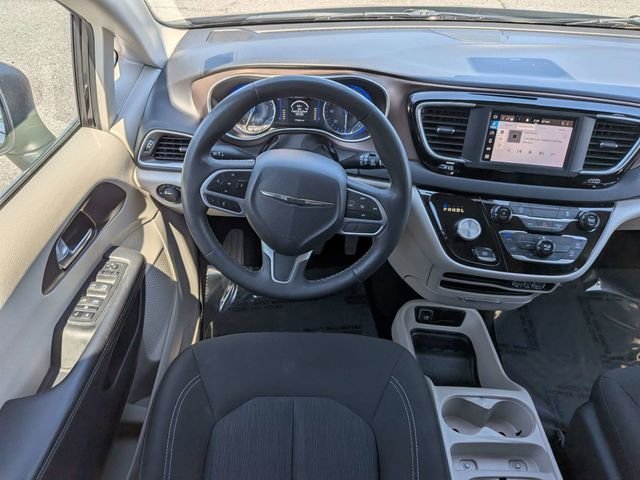 Used 2023 Black Chrysler LX image 15