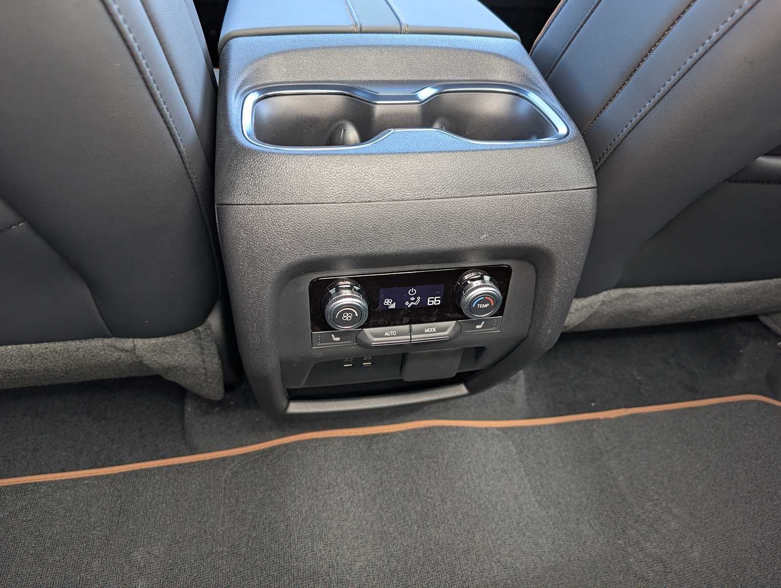 2026 GMC Acadia AT4 - Photo 17