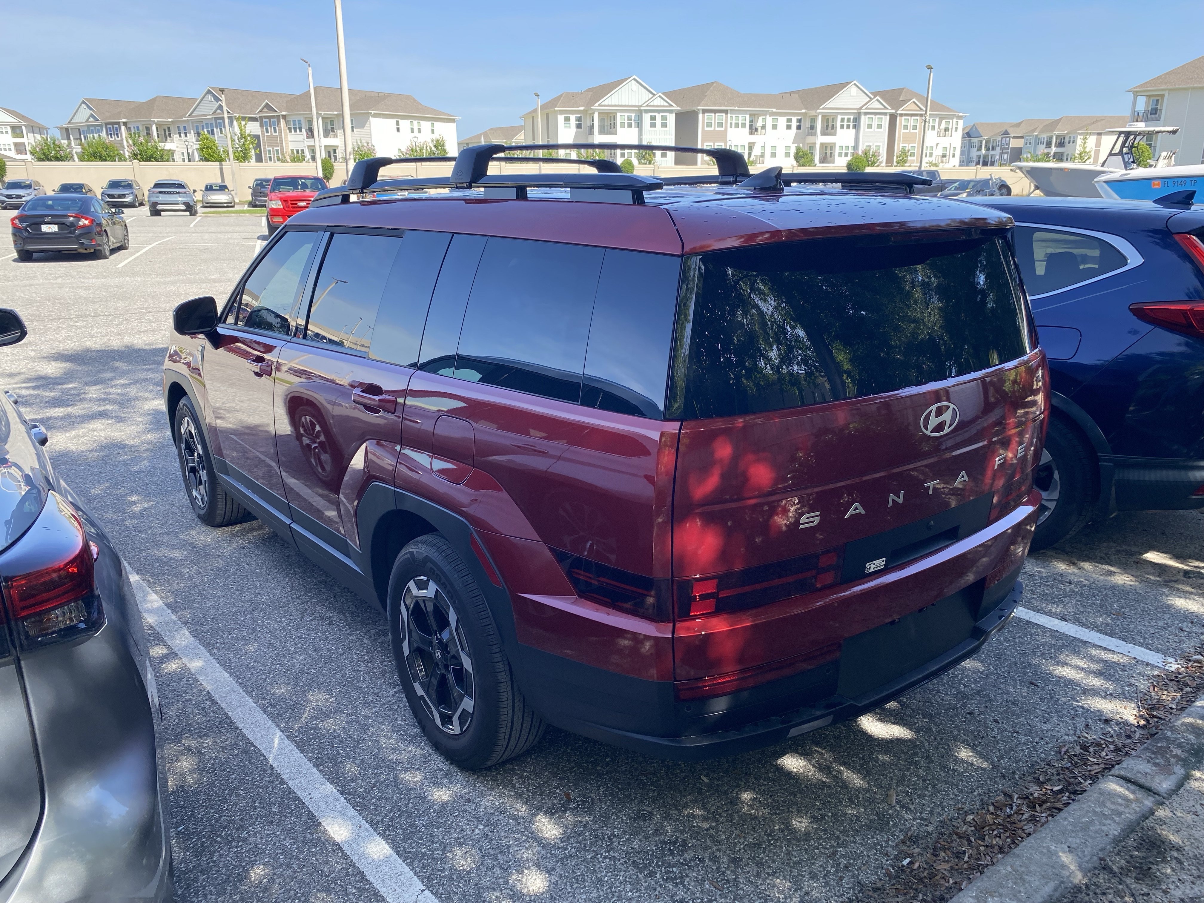 Used 2025 Ultimate Red Hyundai SEL image 18