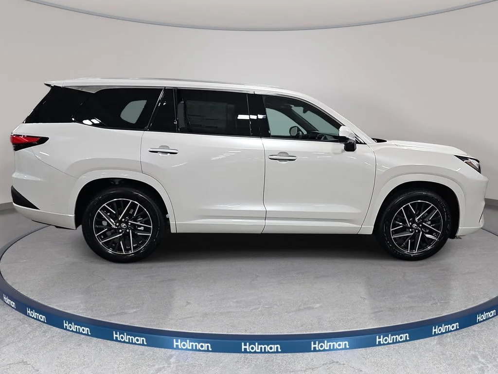 New 2026 Wind Chill Pearl Lexus PREMIUM AWD image 4