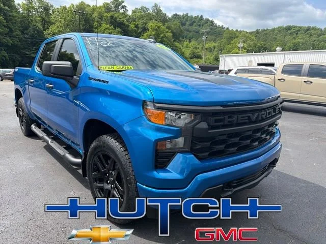 Used 2023 Glacier Blue Metallic Chevrolet Custom image 2