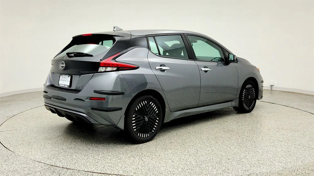 Used 2023 Gun Metallic Nissan SV PLUS Hatchback image 5