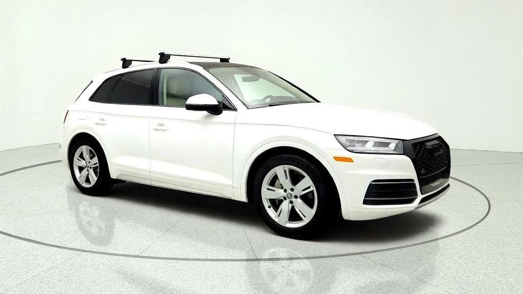 Used 2018 Ibis White Audi 2.0 TFSI Premium Plus w/ Navigation Pkg & Cold Weather Pkg image 3