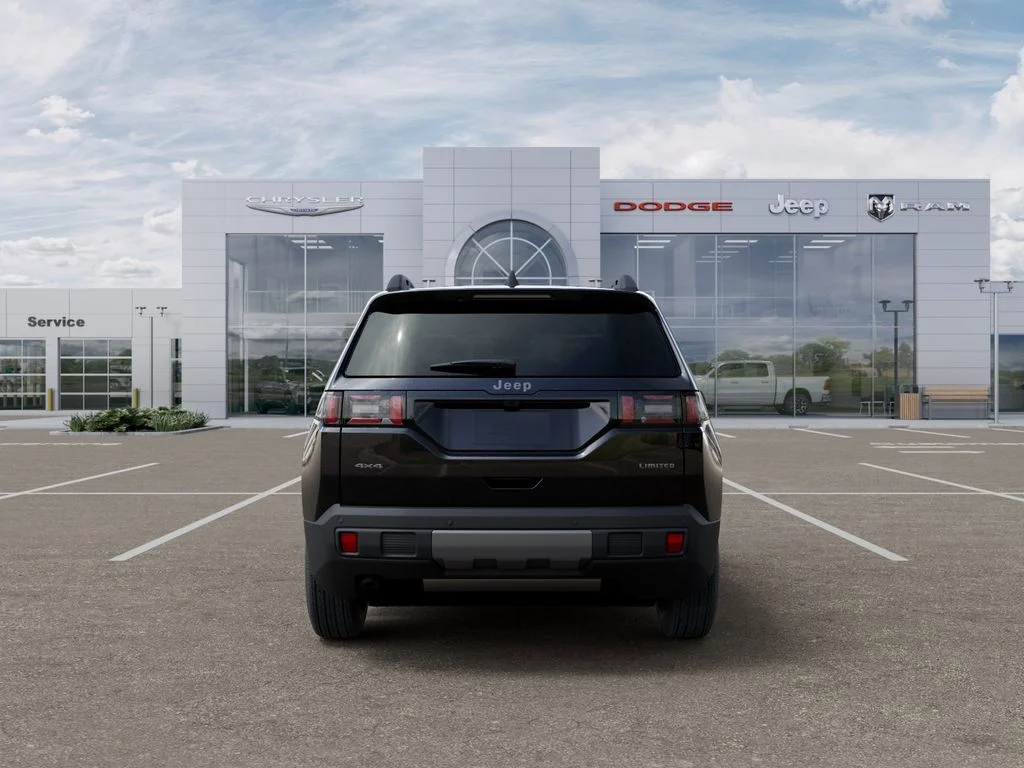 New 2026 Diamond Black Crystal Pearl-Coat Exterior Paint Jeep Limited image 7