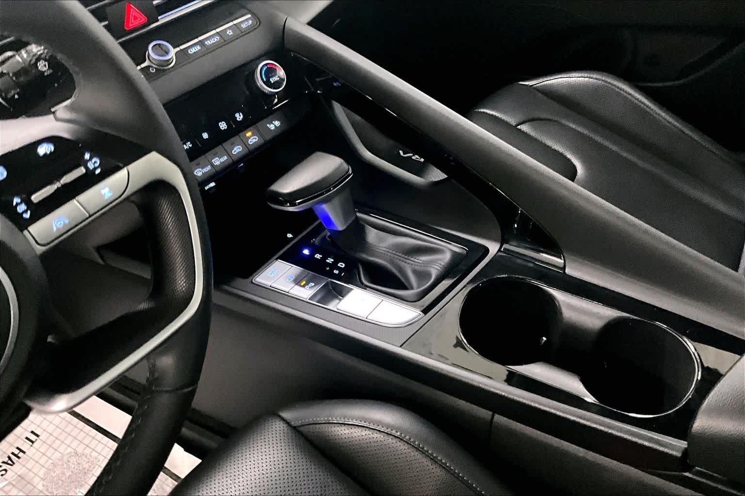 Used 2024 Amazon Gray Hyundai Limited image 17